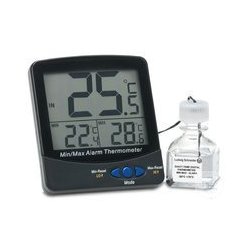 Digital bottle thermometer